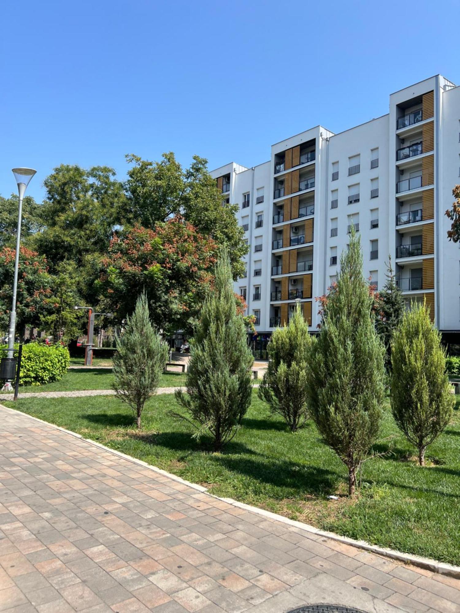 Delete 5 - Zemunske Kapije Appartement Belgrado Buitenkant foto