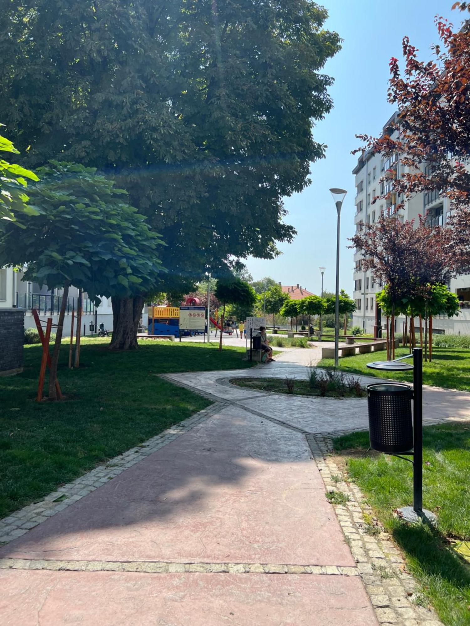 Delete 5 - Zemunske Kapije Appartement Belgrado Buitenkant foto