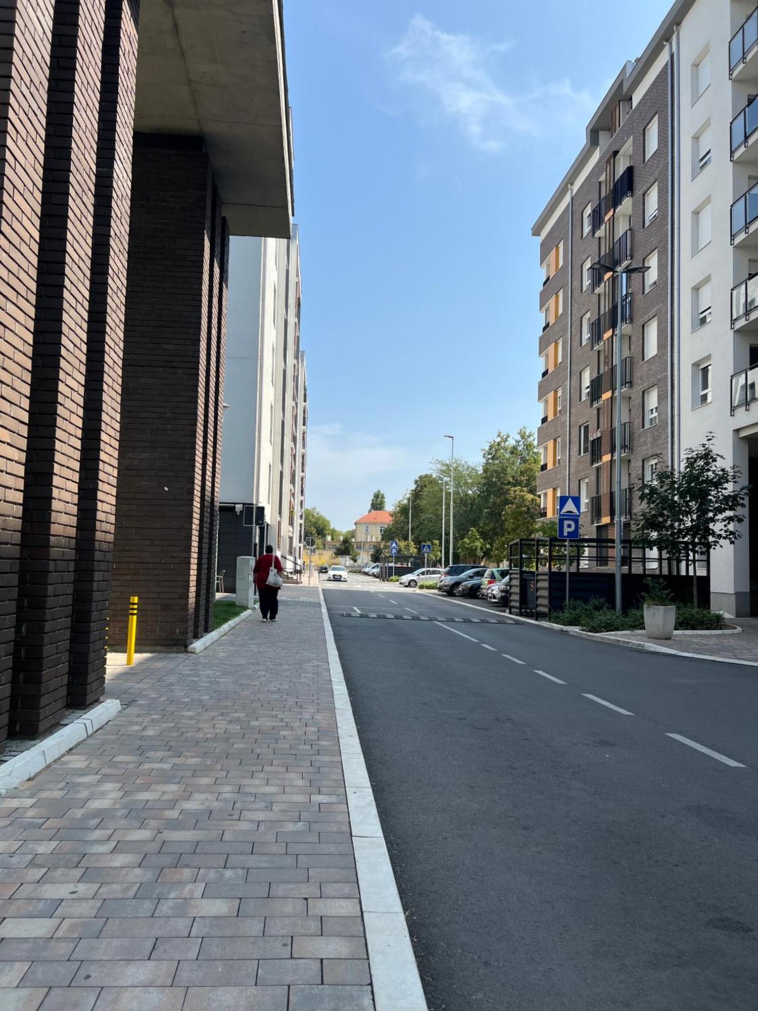 Delete 5 - Zemunske Kapije Appartement Belgrado Buitenkant foto