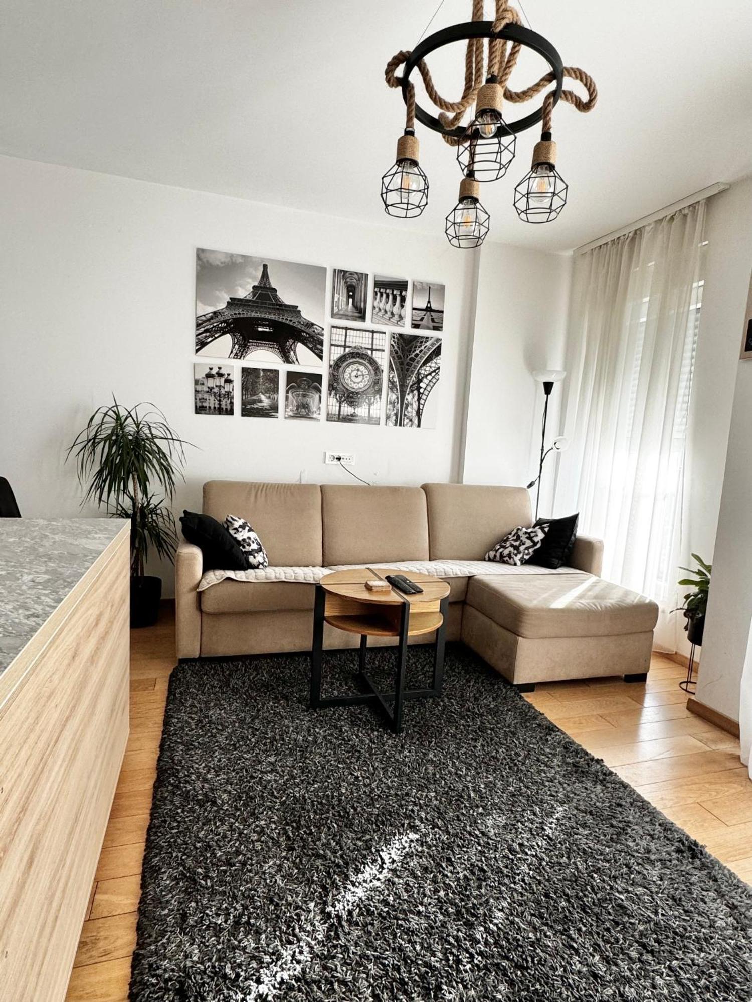 Delete 5 - Zemunske Kapije Appartement Belgrado Buitenkant foto